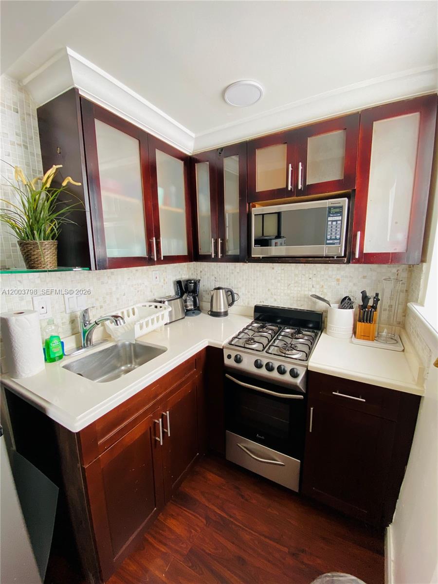 OCEAN WALK ON SOUTH BEACH - Residential