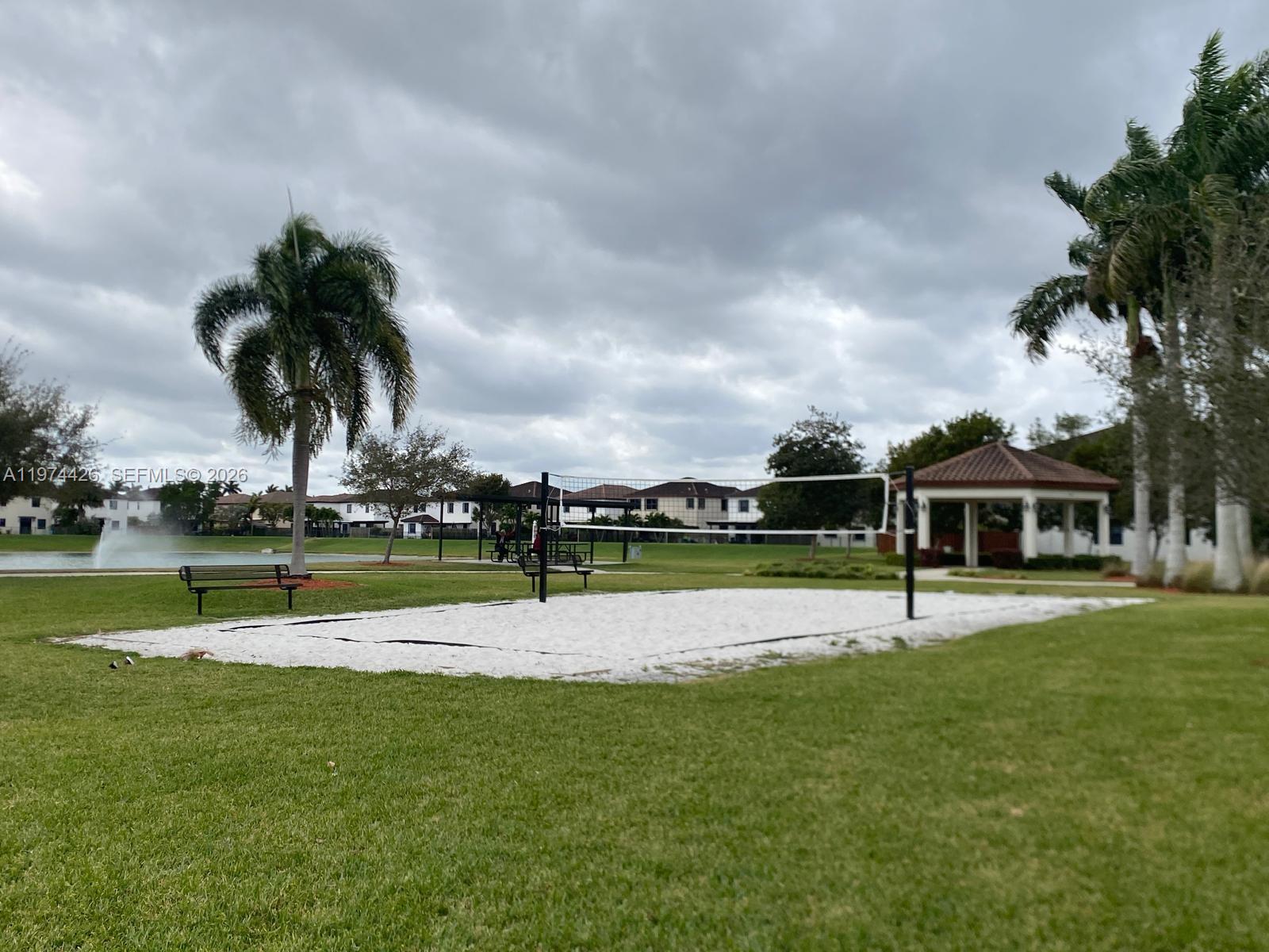 COCO PALM ESTATES - Residential Lease