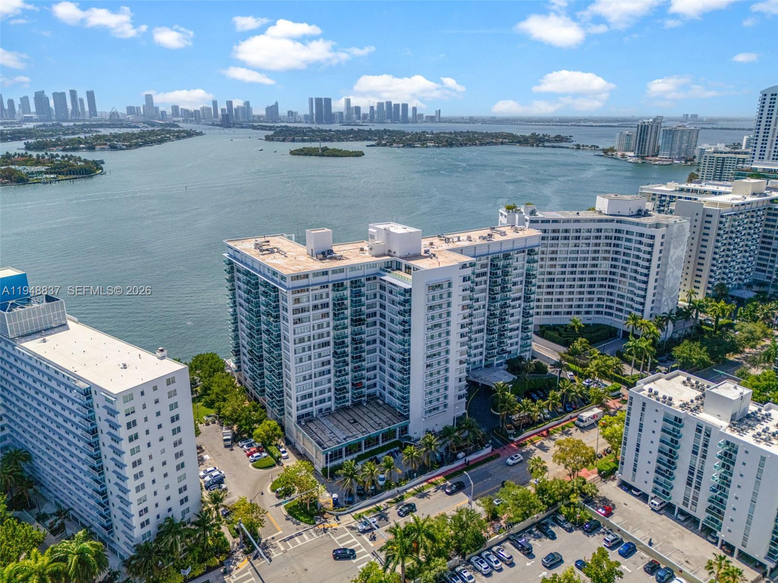 MIRADOR 1000 CONDO - Residential