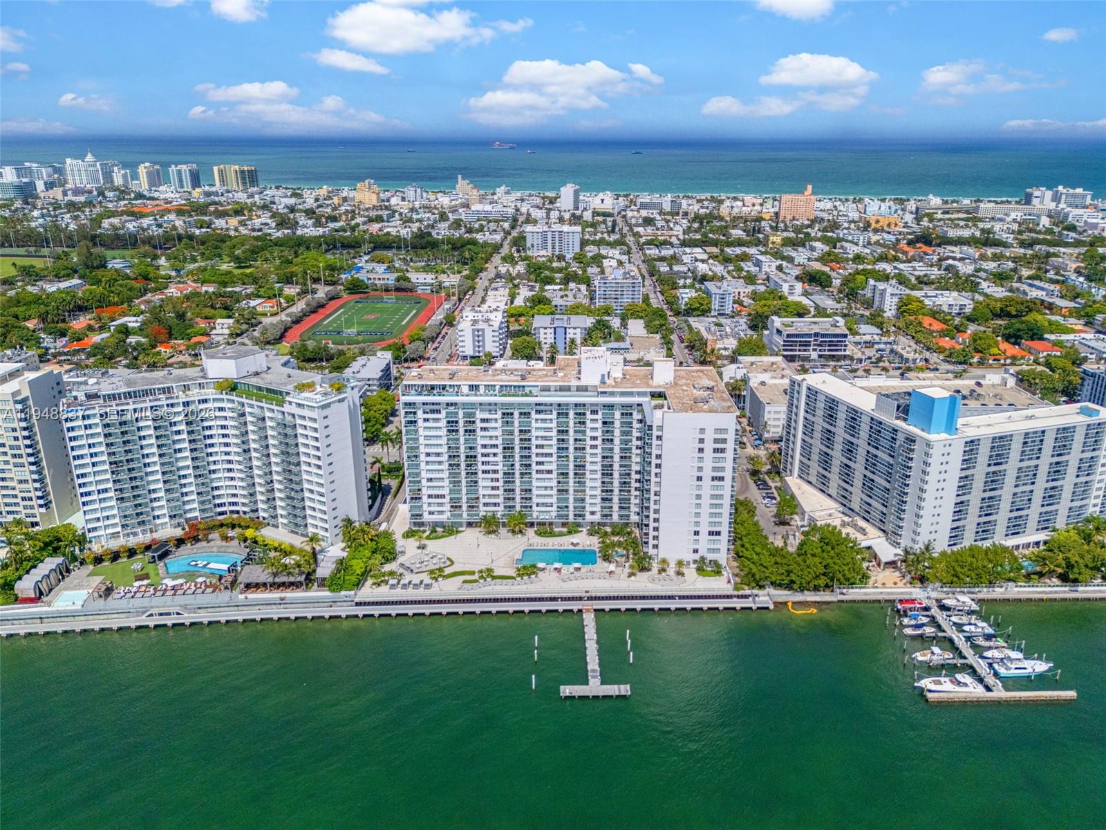 MIRADOR 1000 CONDO - Residential