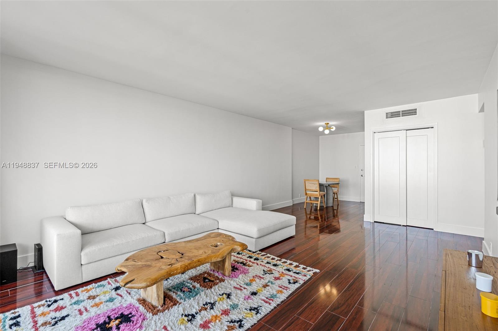 MIRADOR 1000 CONDO - Residential