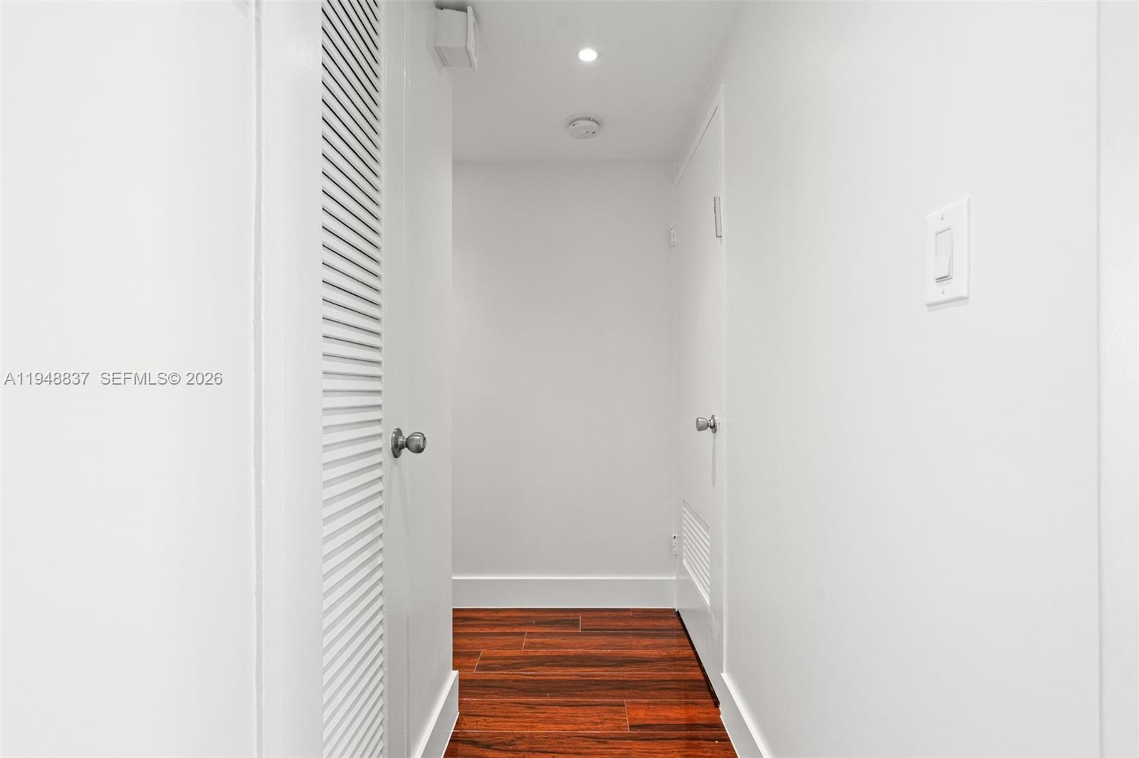 MIRADOR 1000 CONDO - Residential