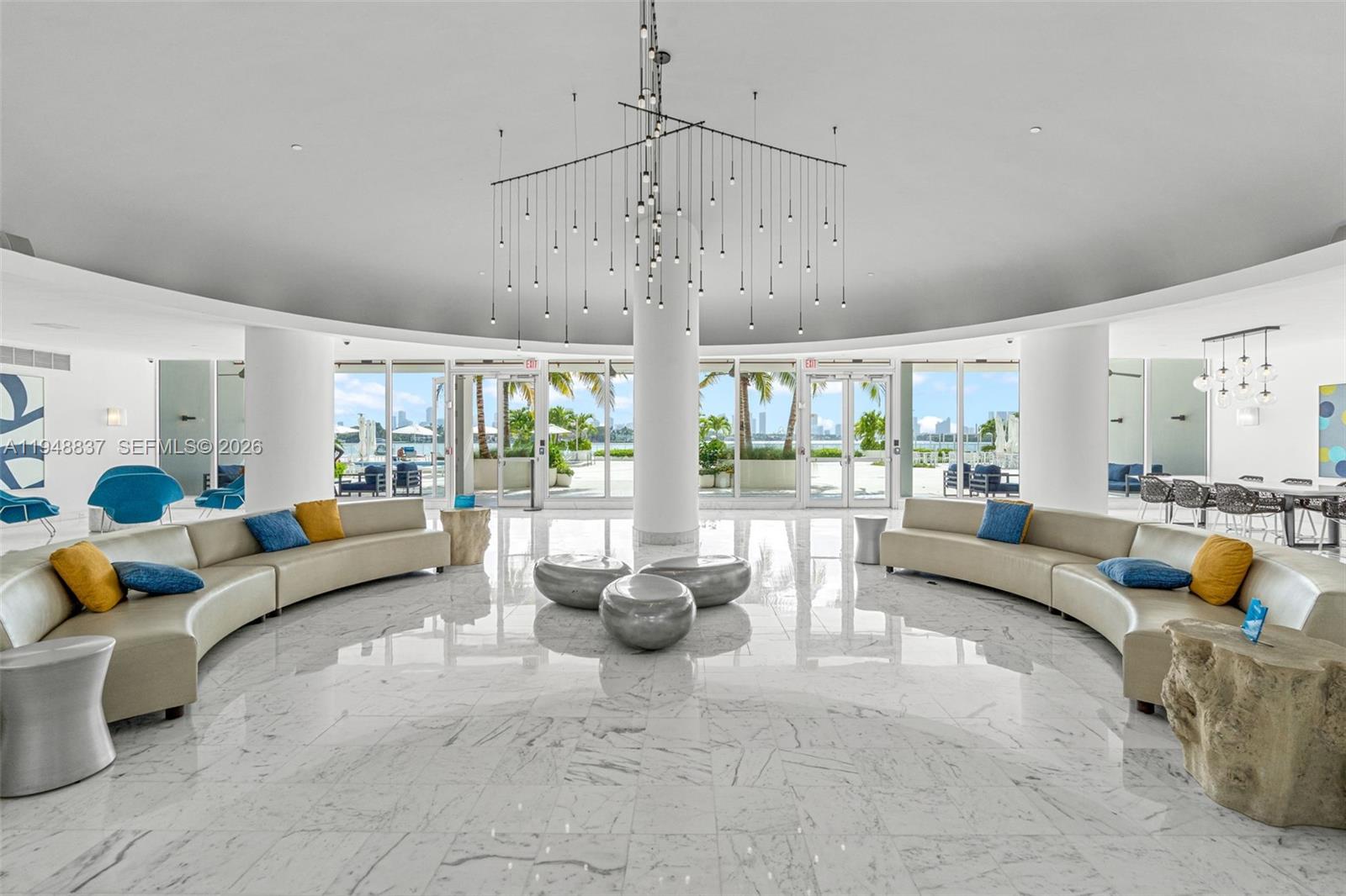 MIRADOR 1000 CONDO - Residential