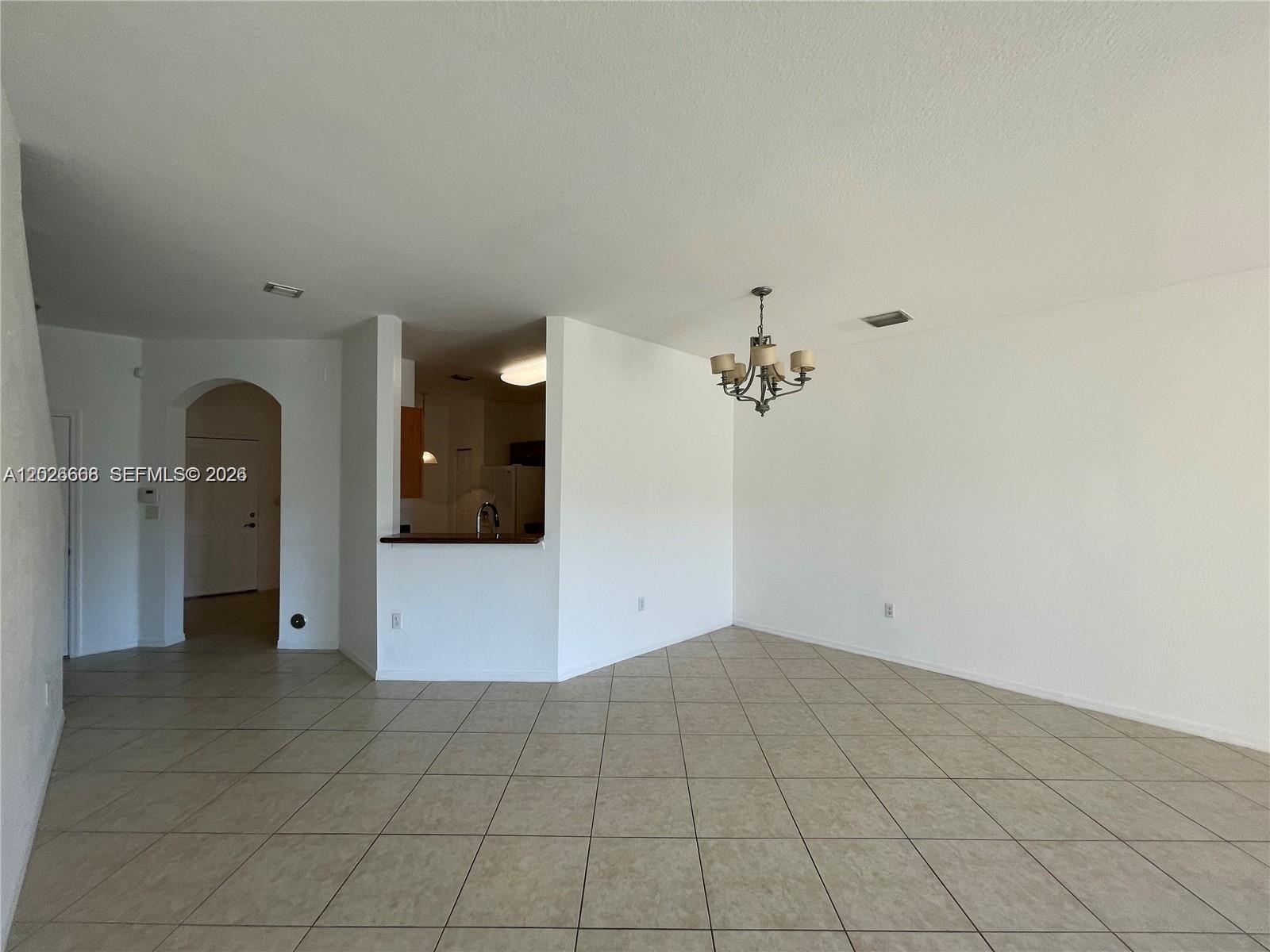 BANYAN BAY CONDO - Residential Lease