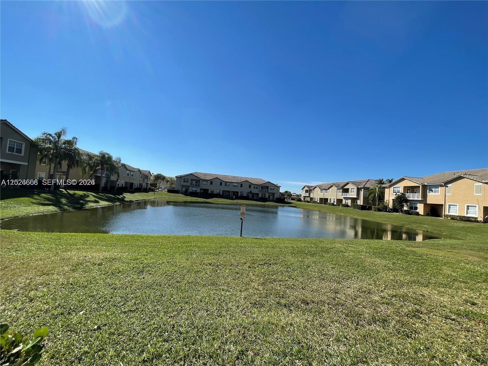 BANYAN BAY CONDO - Residential Lease