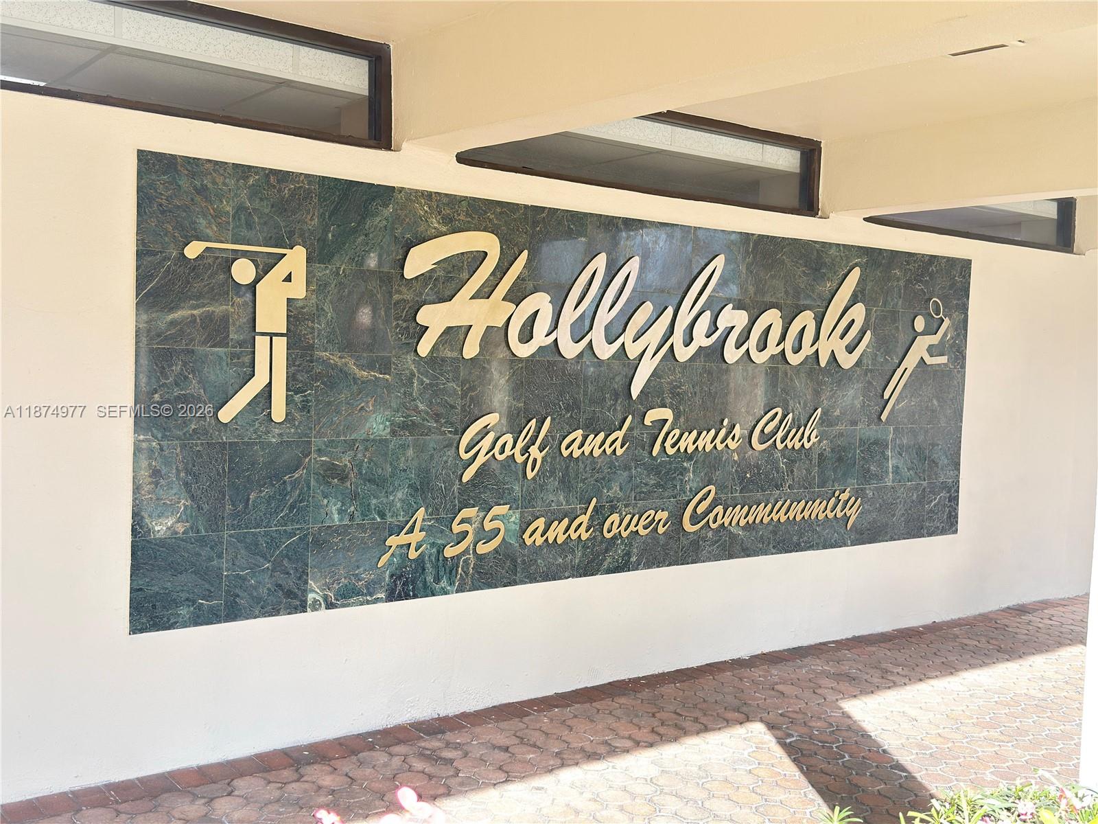 HOLLYBROOK GOLF AND TENNIS - Residential