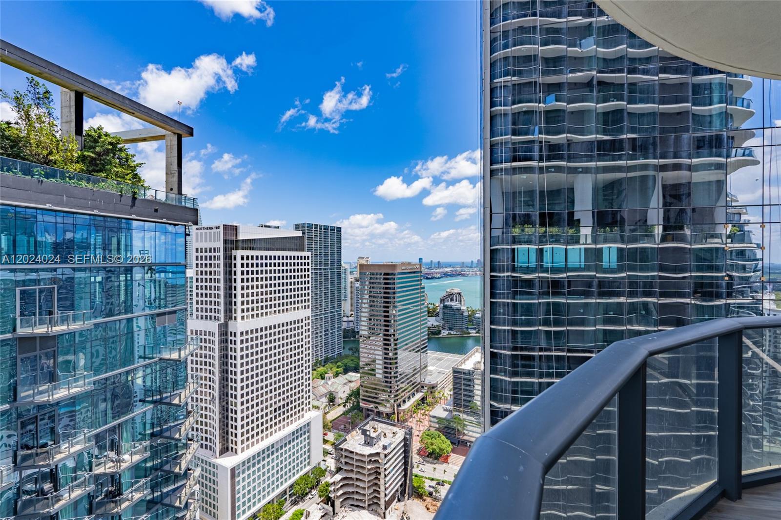 801 SMA RESIDENCES CONDO - Residential