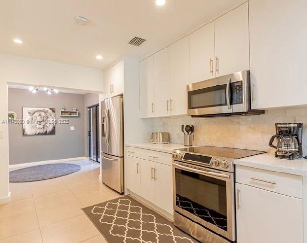 GOLD CREST - Residential Lease