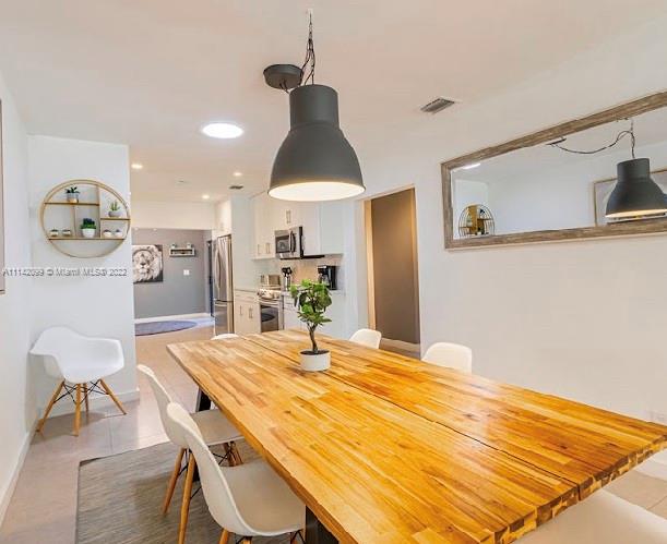 GOLD CREST - Residential Lease