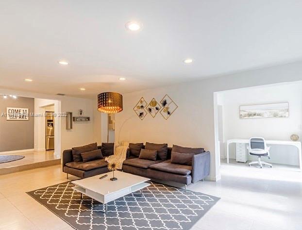 GOLD CREST - Residential Lease