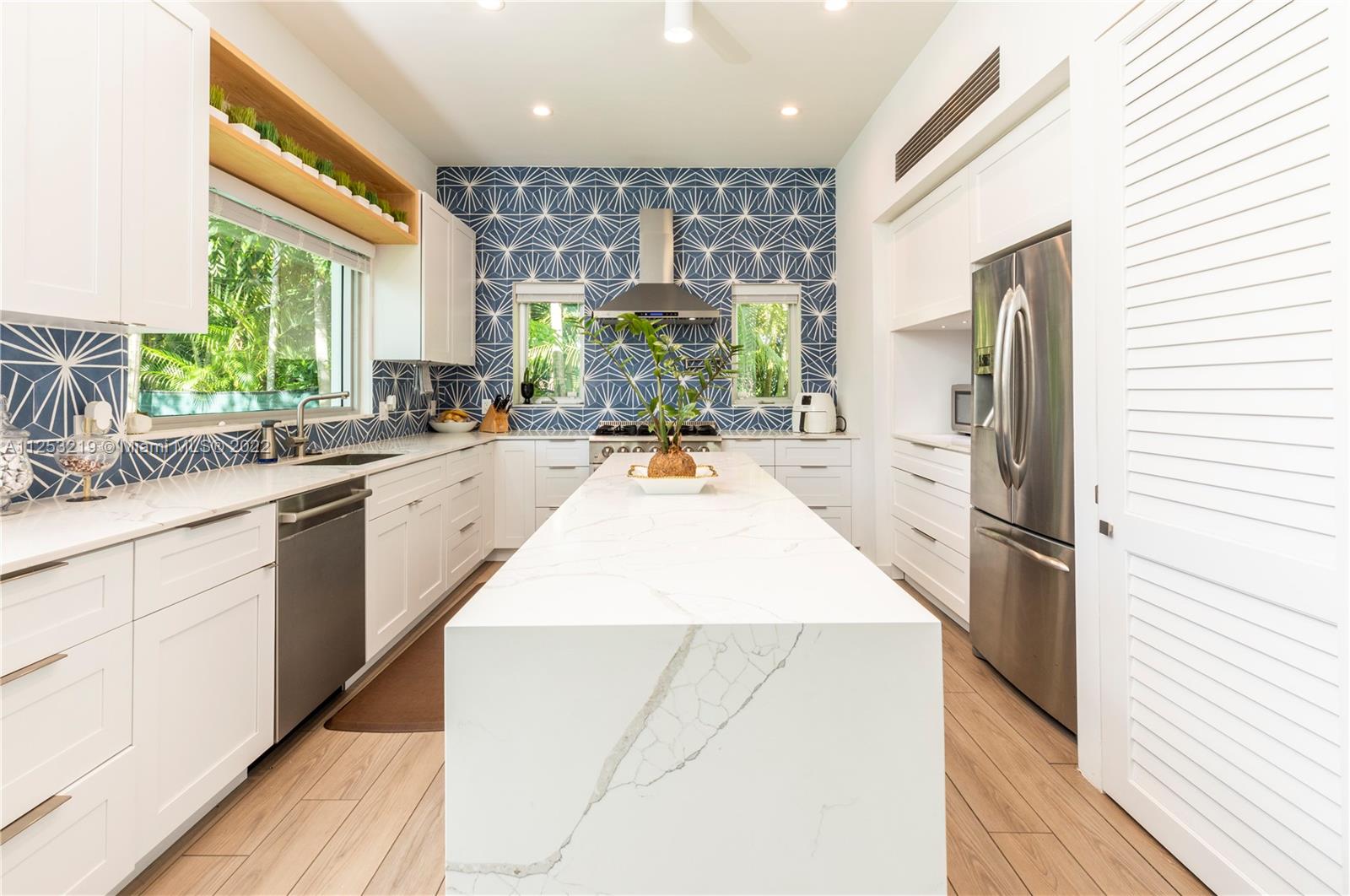 CAMNER GABLES - Residential