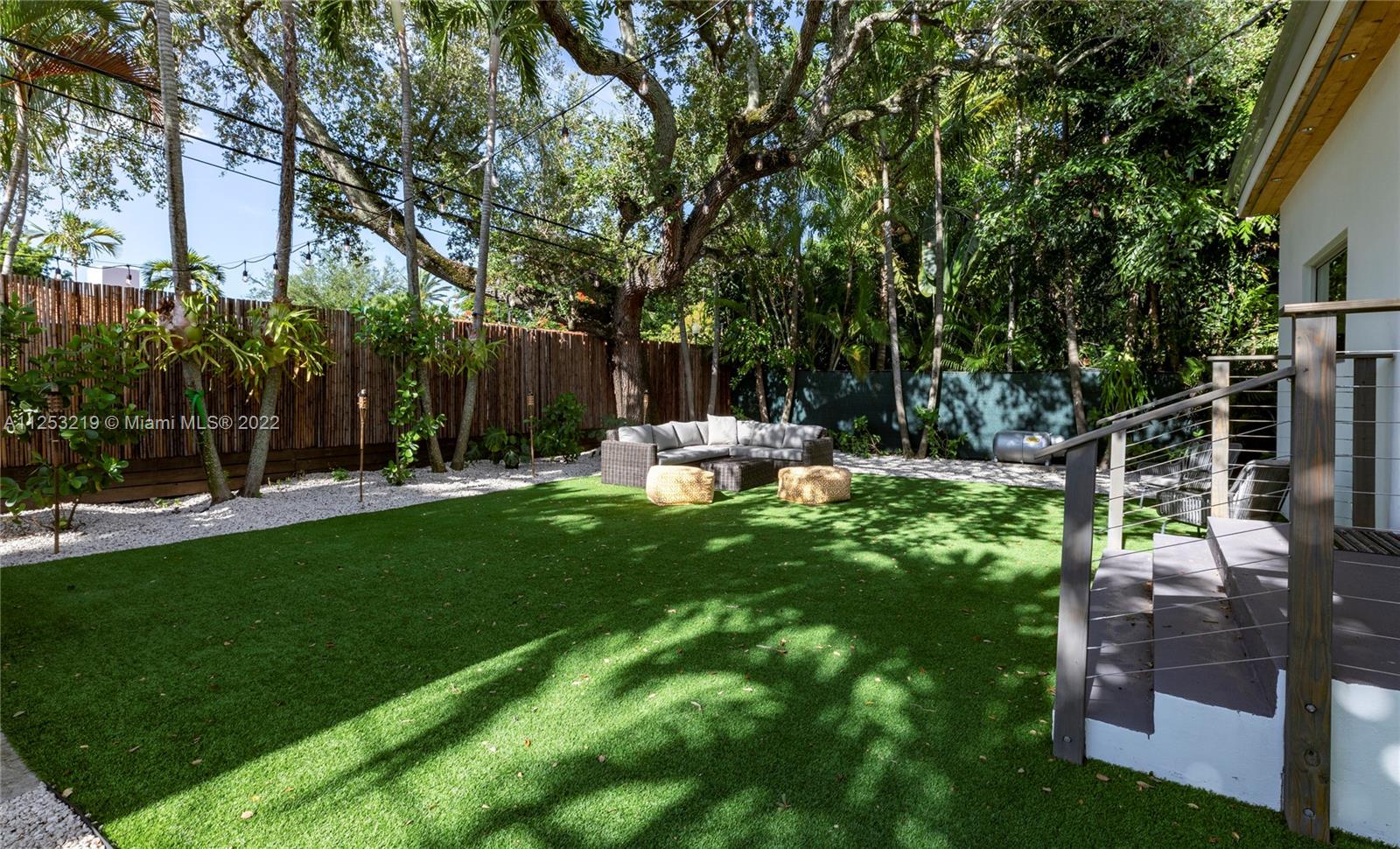 CAMNER GABLES - Residential