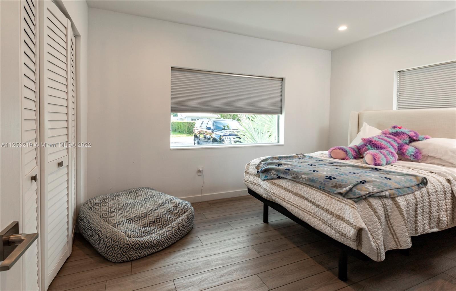 CAMNER GABLES - Residential