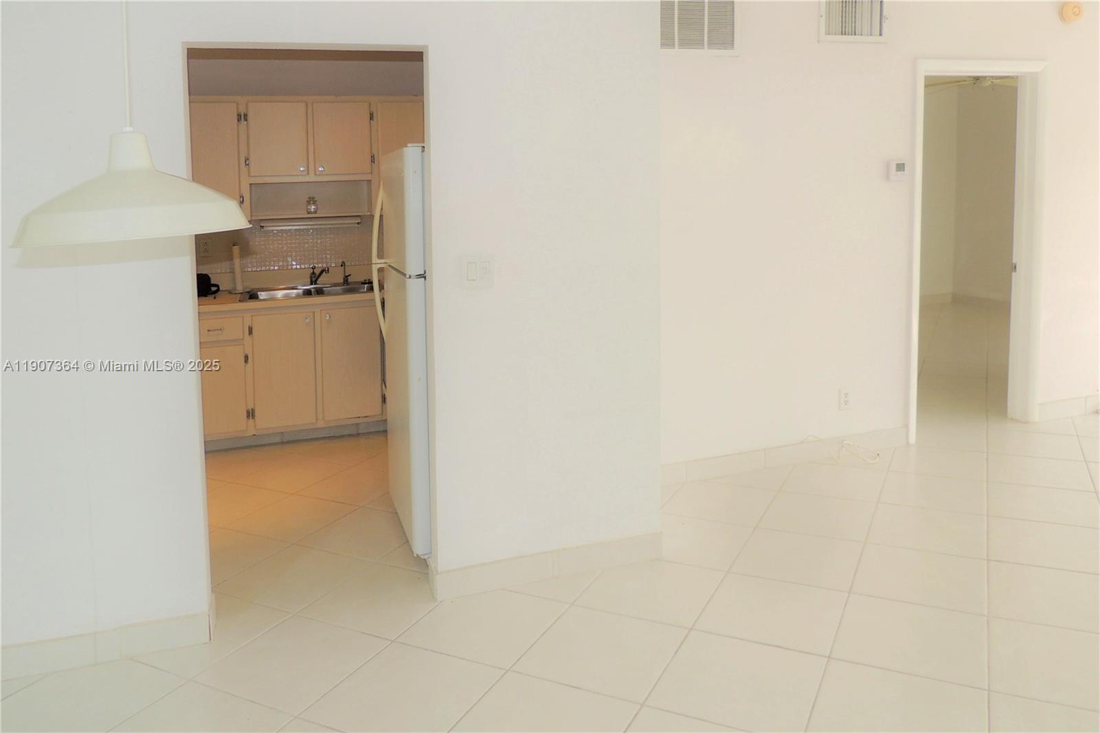 RIVER SHORES CONDO - Residential