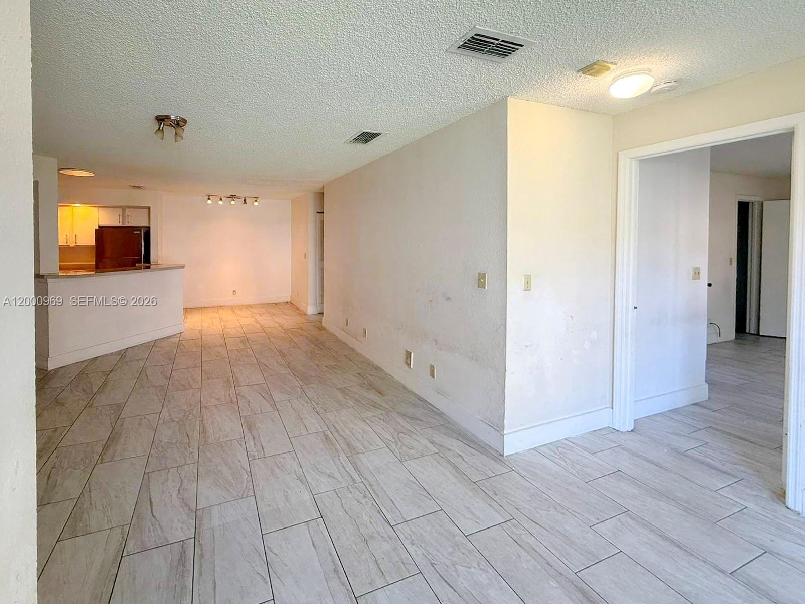CORAL KEY CONDO - Residential