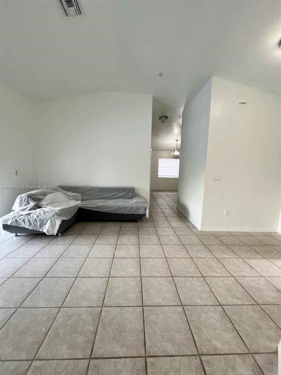 KENDALL FAMILY ESTATES PH - Residential Lease