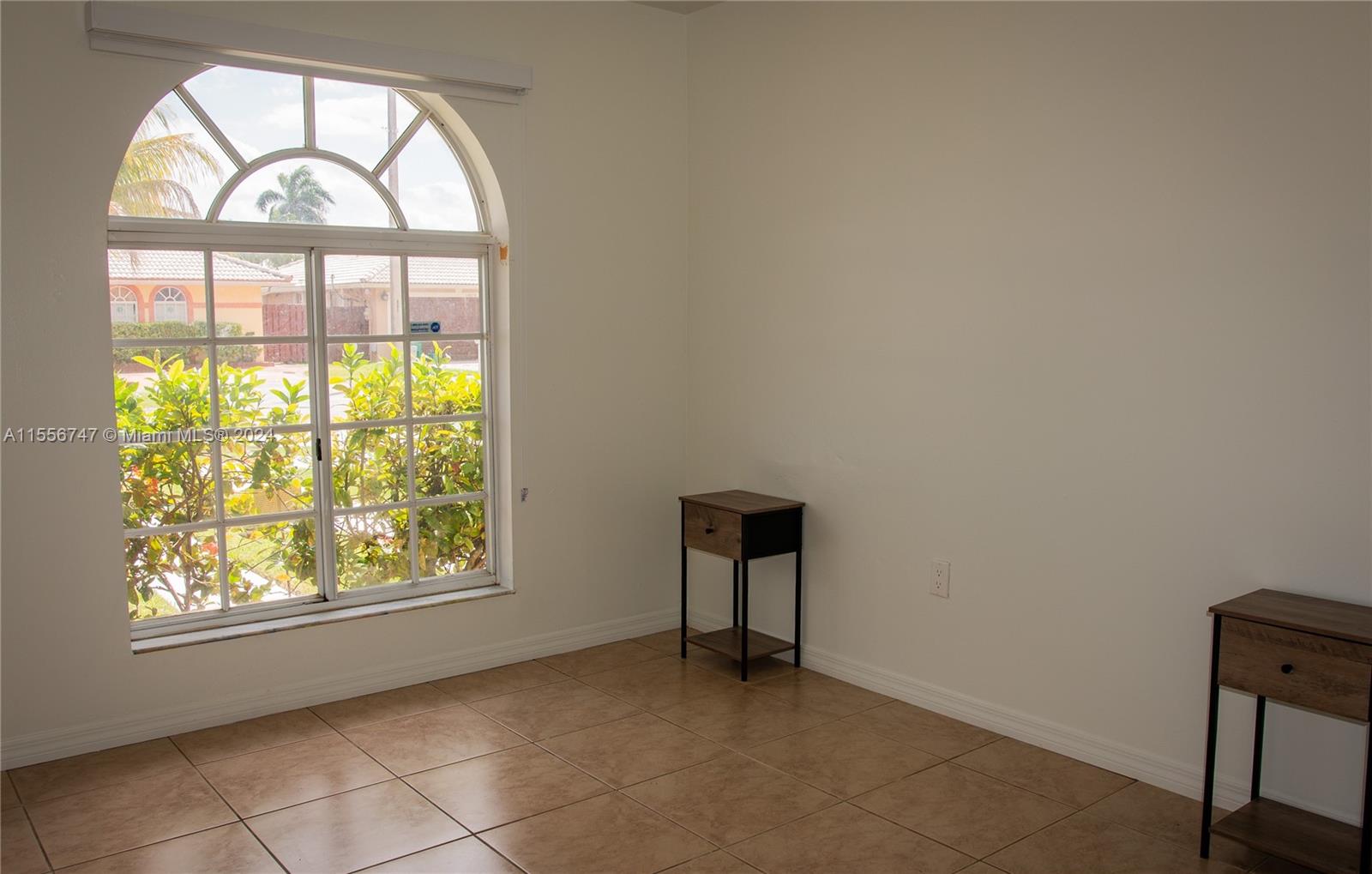 KENDALL FAMILY ESTATES PH - Residential Lease