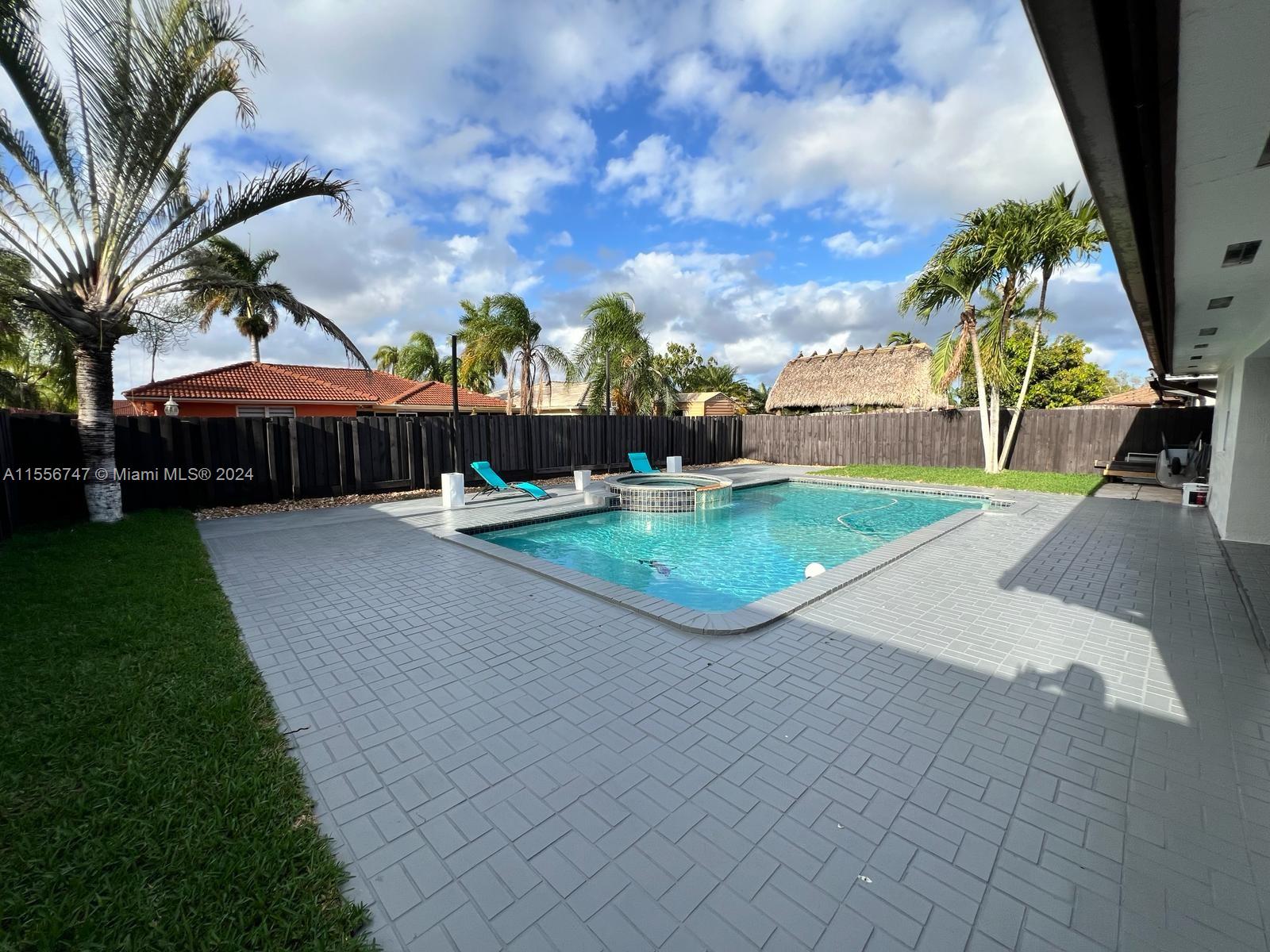 KENDALL FAMILY ESTATES PH - Residential Lease