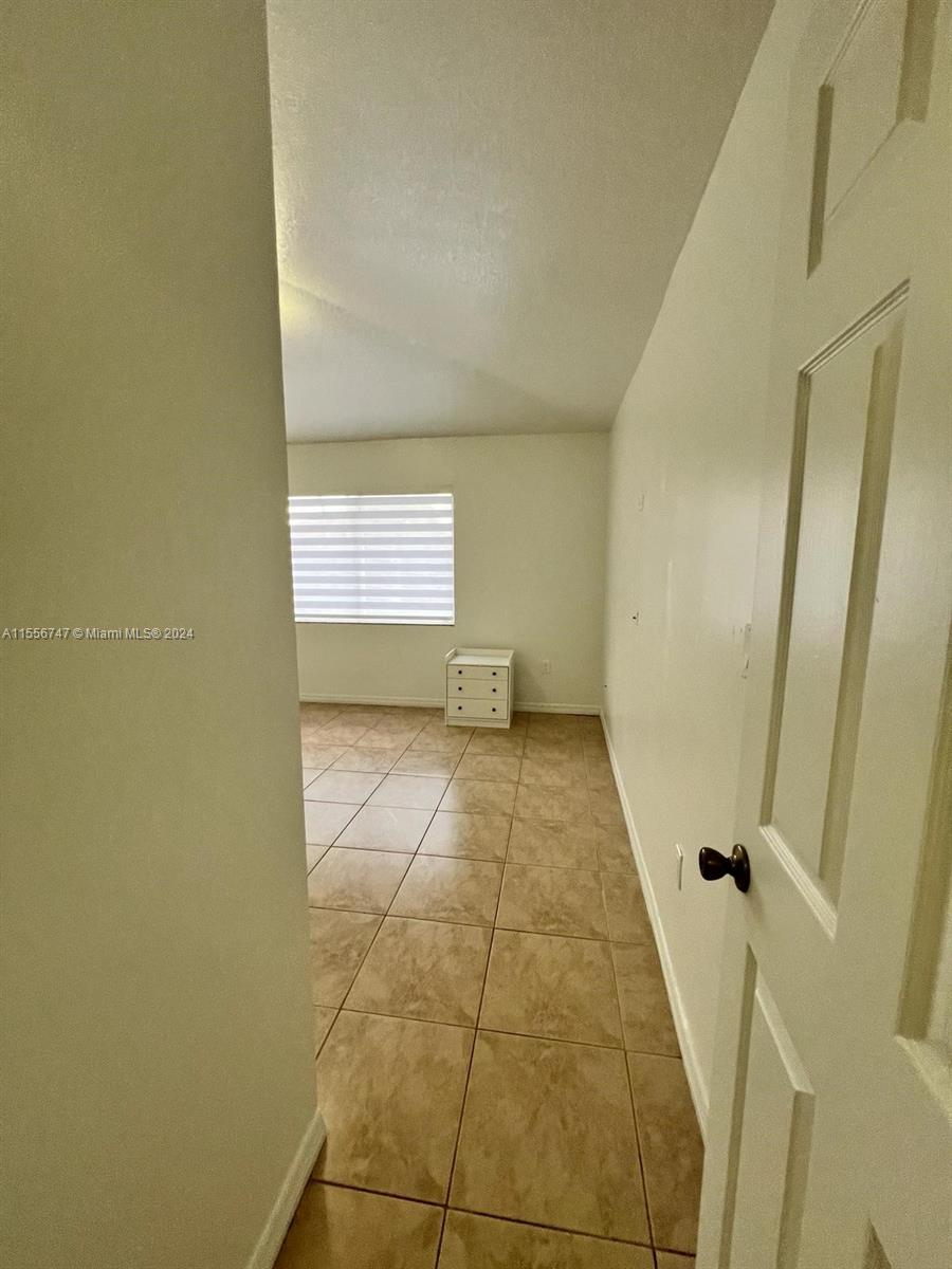 KENDALL FAMILY ESTATES PH - Residential Lease