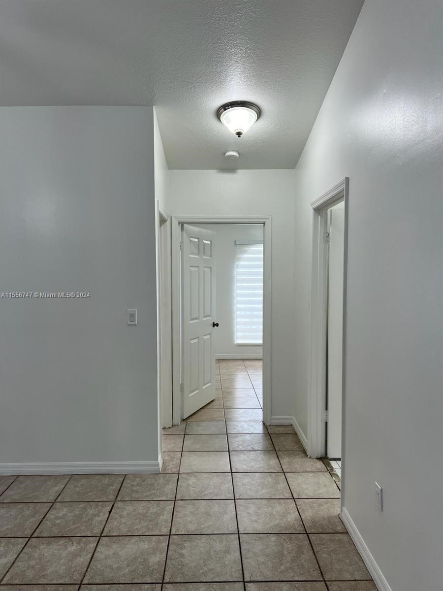 KENDALL FAMILY ESTATES PH - Residential Lease
