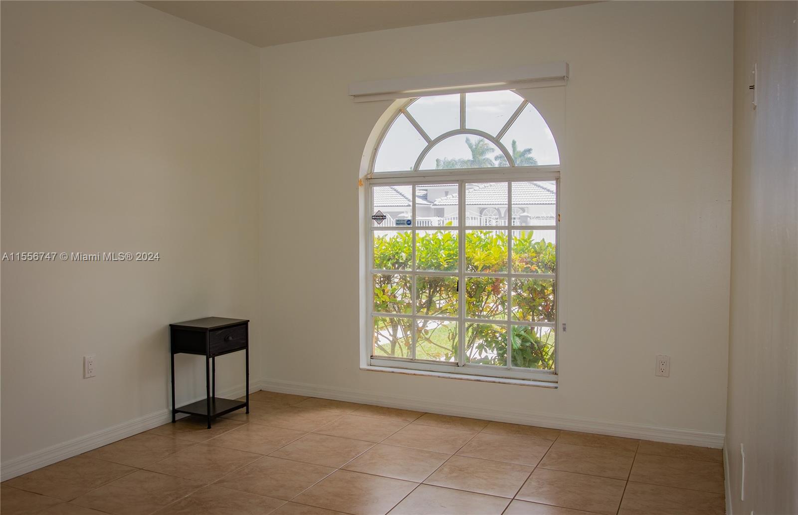 KENDALL FAMILY ESTATES PH - Residential Lease