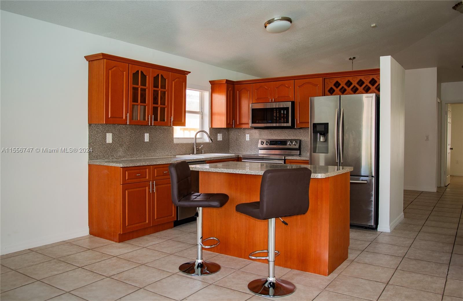 KENDALL FAMILY ESTATES PH - Residential Lease