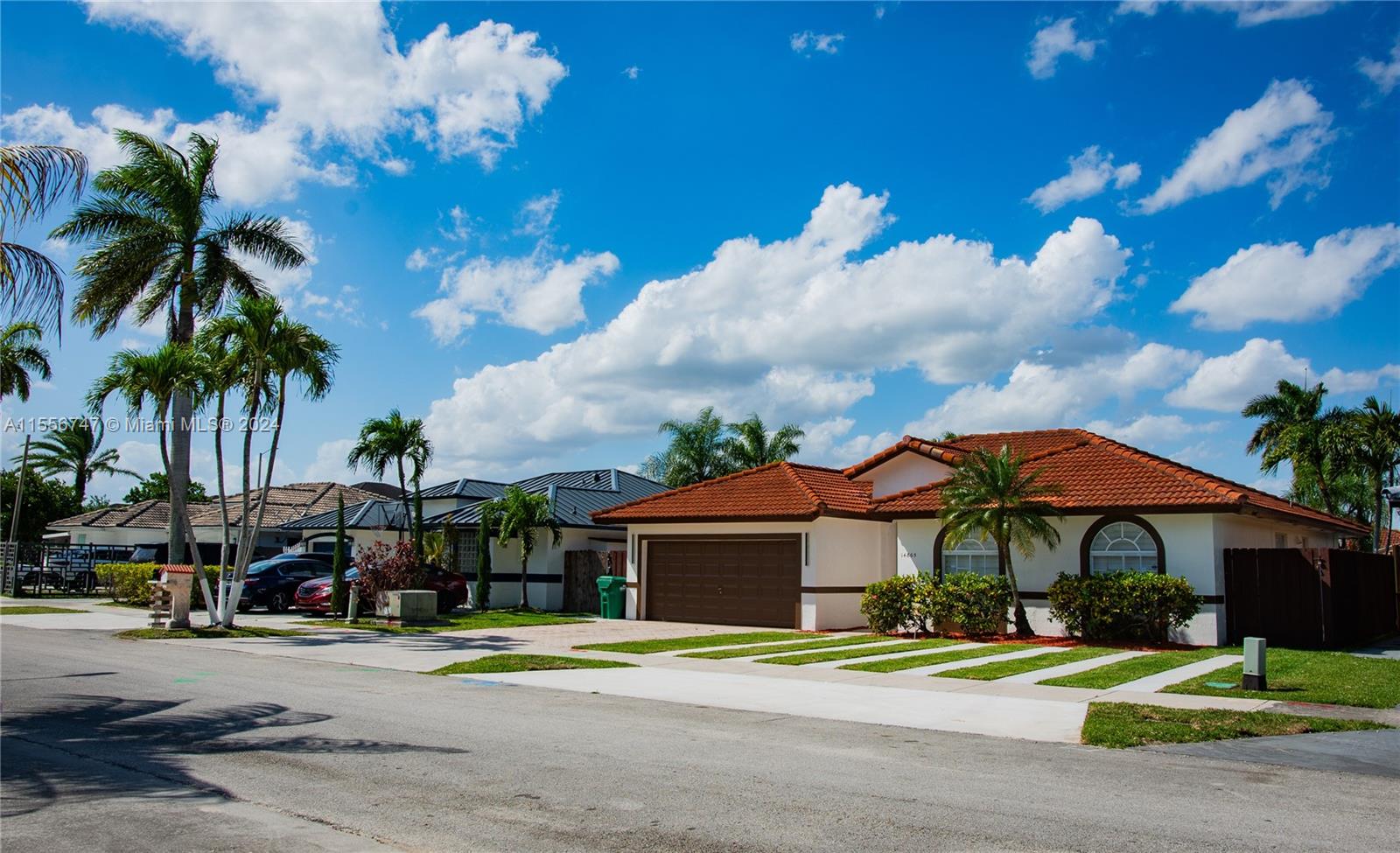 KENDALL FAMILY ESTATES PH - Residential Lease