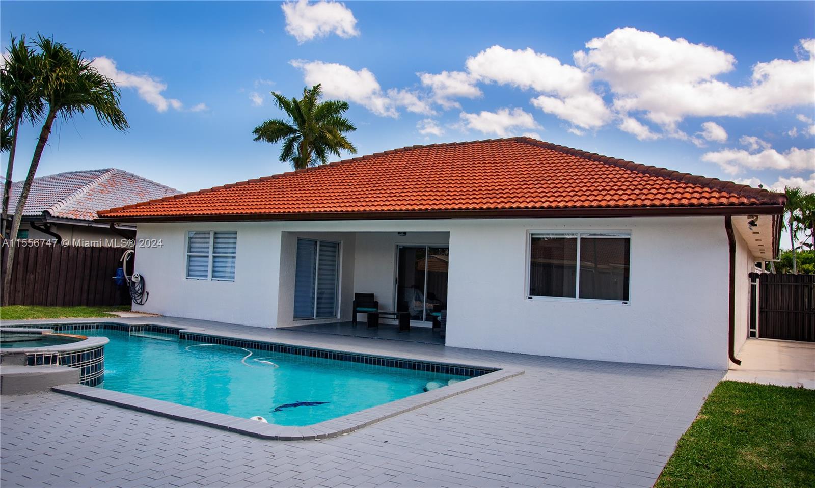KENDALL FAMILY ESTATES PH - Residential Lease