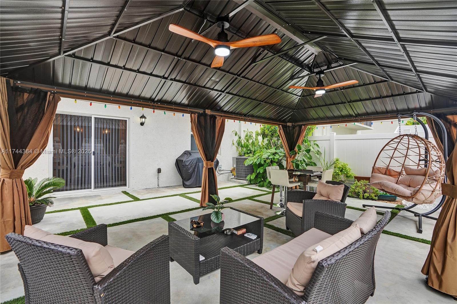 CEDAR AT KEYS GATE - Residential