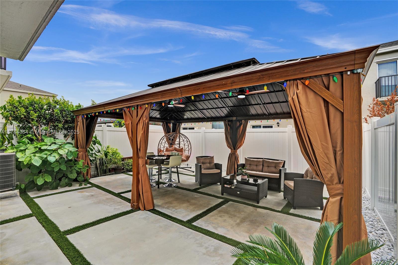 CEDAR AT KEYS GATE - Residential