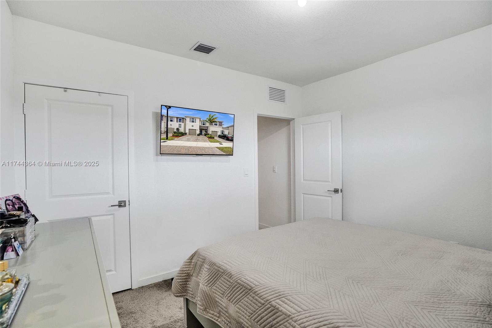 CEDAR AT KEYS GATE - Residential