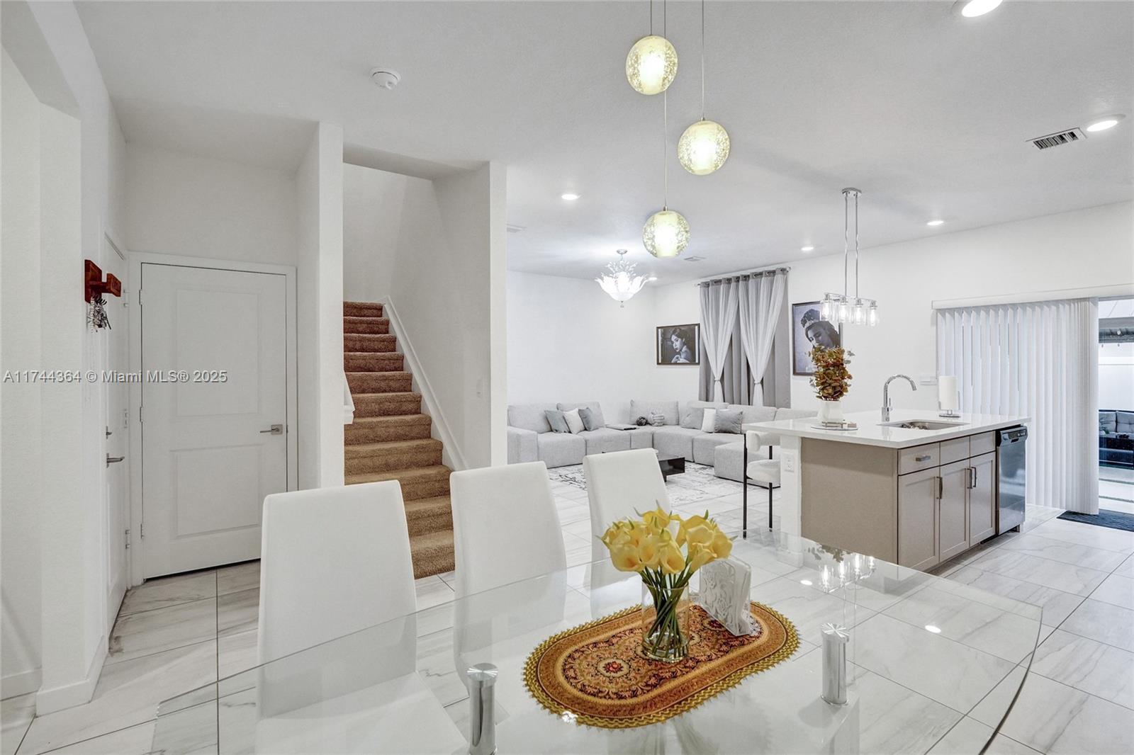 CEDAR AT KEYS GATE - Residential