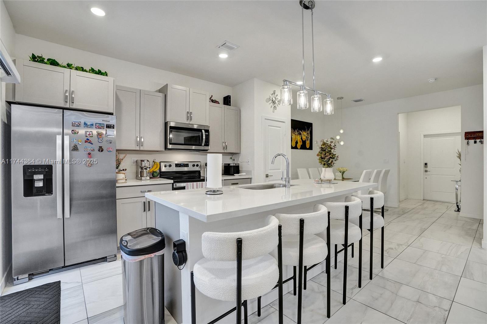 CEDAR AT KEYS GATE - Residential