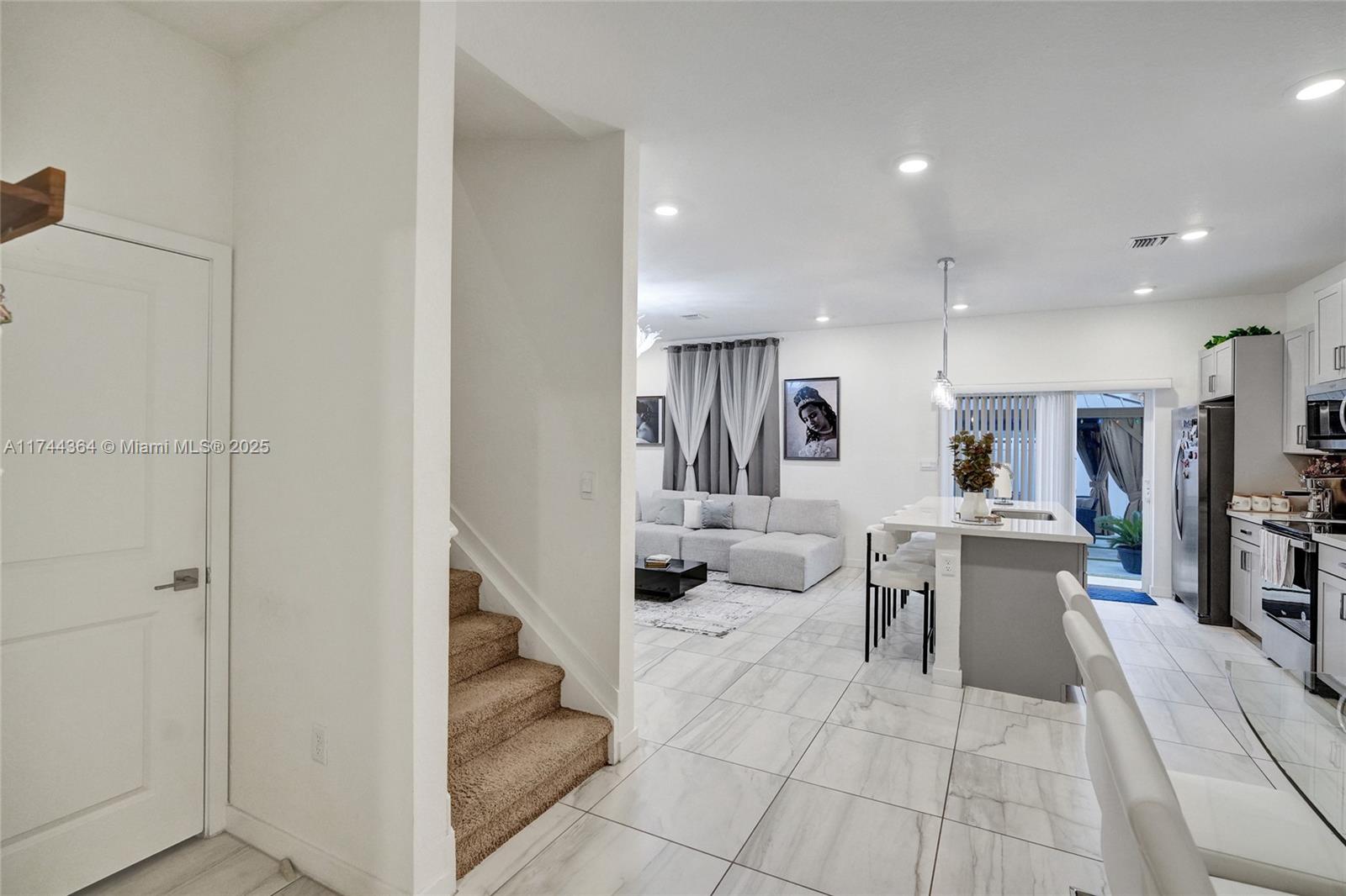 CEDAR AT KEYS GATE - Residential