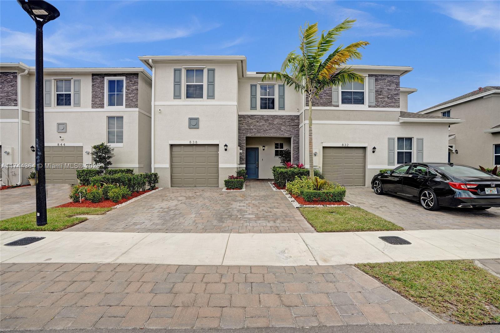 Charming 3-bedroom, 3-bathroom home in vibrant Homestead! Features a spacious layout, updated kitchen, and a fenced backyard perfect for entertaining. Close to schools, parks, and shopping. A fantastic opportunity for first-time homebuyers or investors. Schedule your showing today!