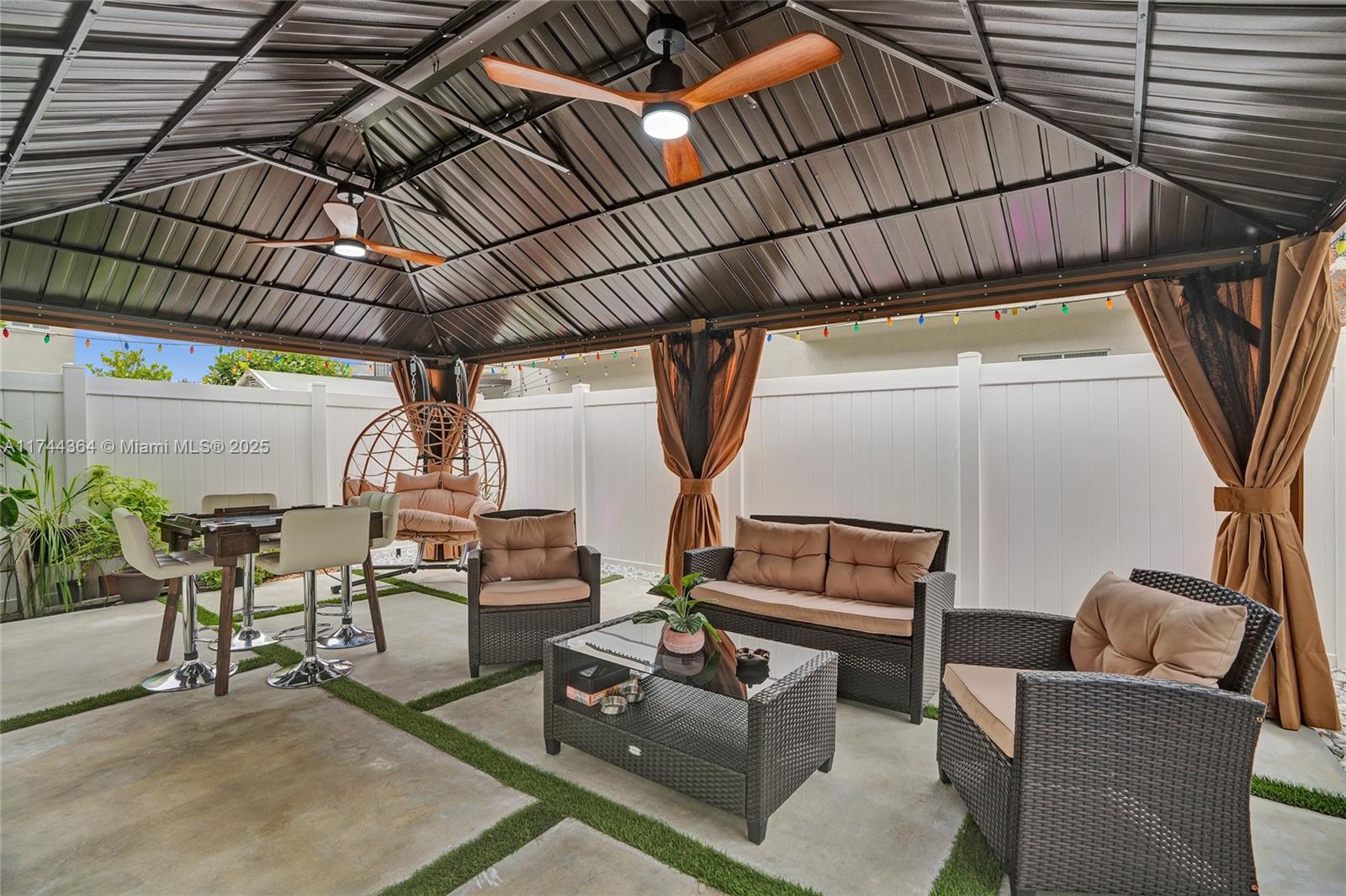 CEDAR AT KEYS GATE - Residential
