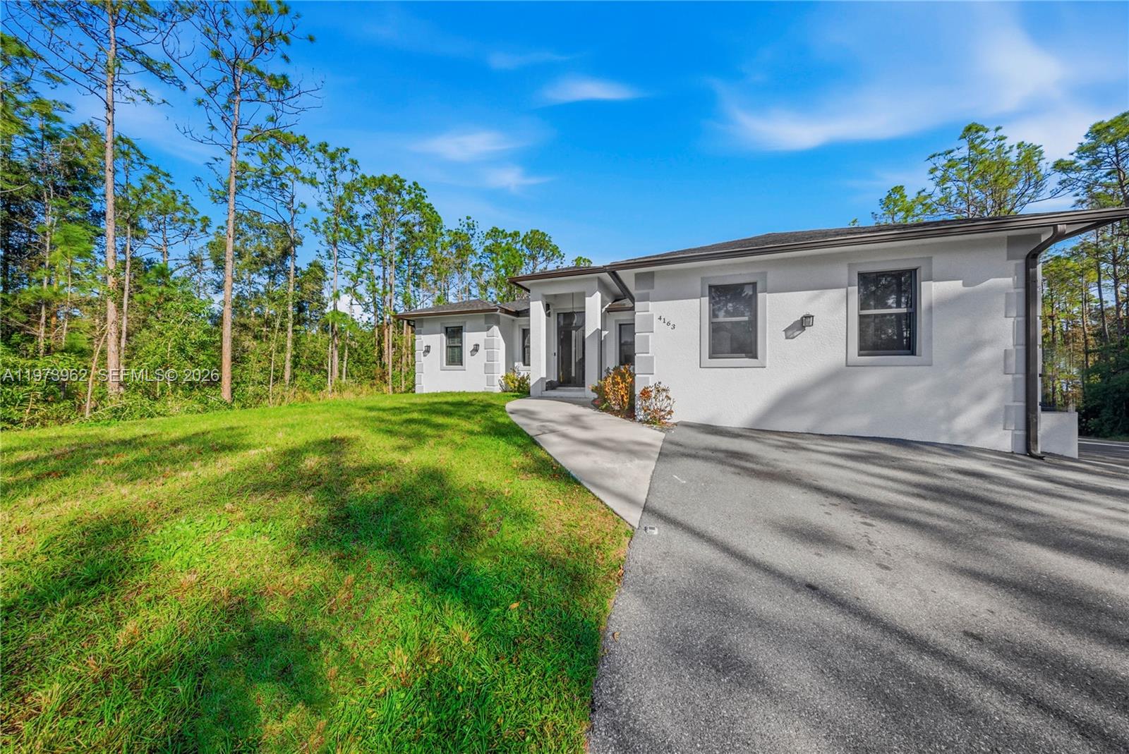 GOLDEN GATE ESTATES - Residential