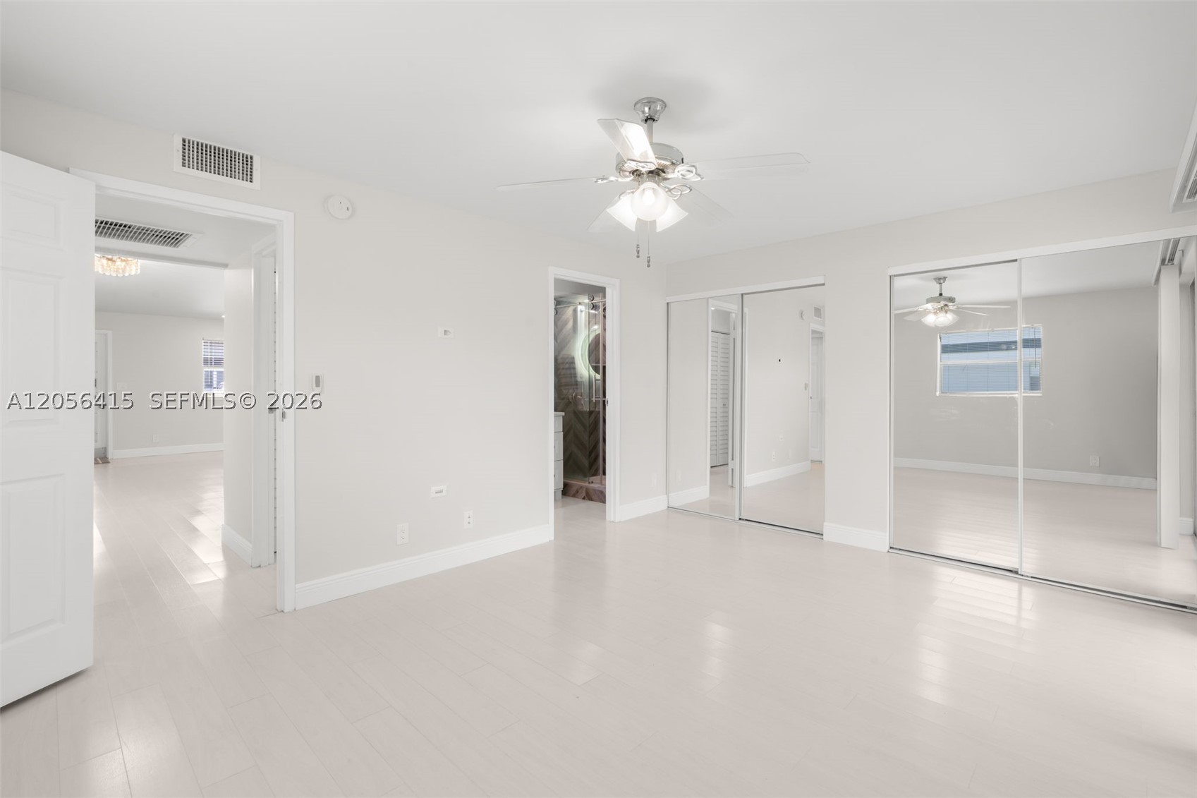 KINGS POINT SAXONY CONDOS - Residential