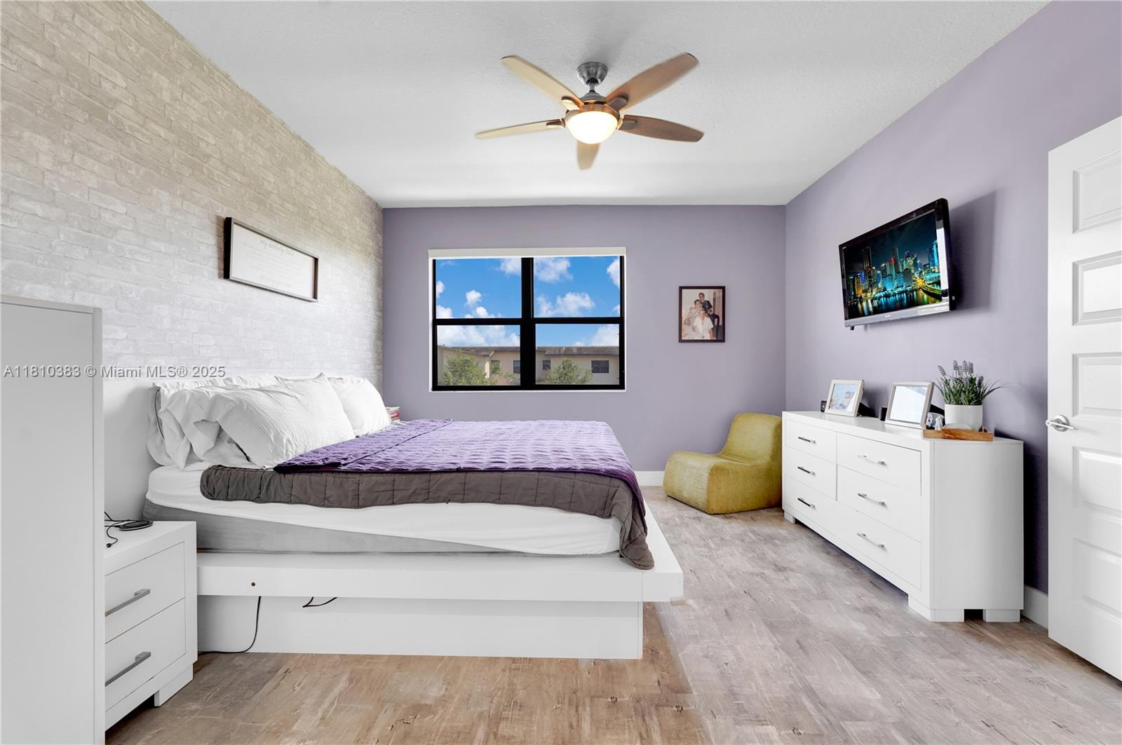 GRAND BAY SOUTH TOWNHOMES - Residential Lease