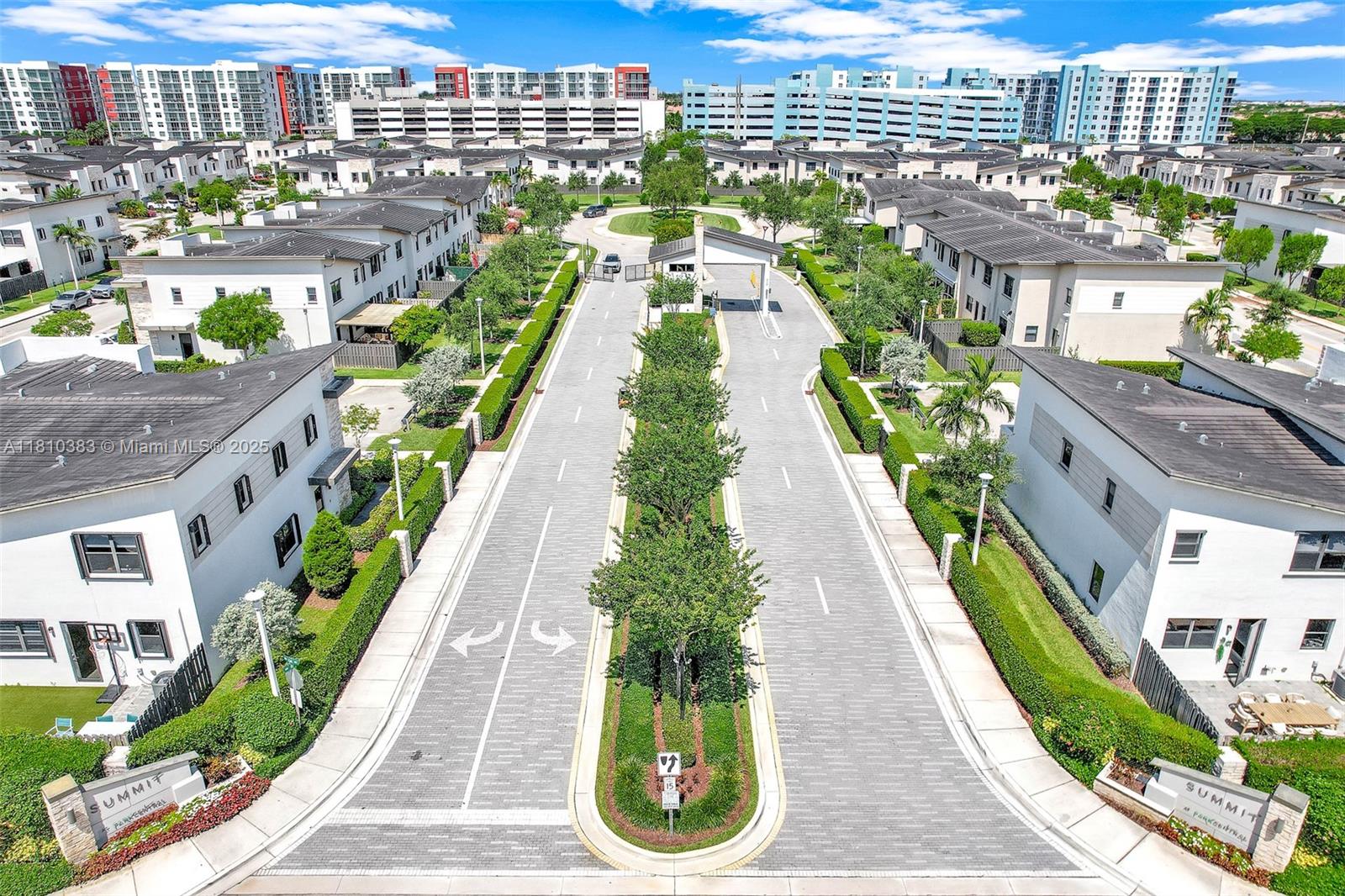 GRAND BAY SOUTH TOWNHOMES - Residential Lease