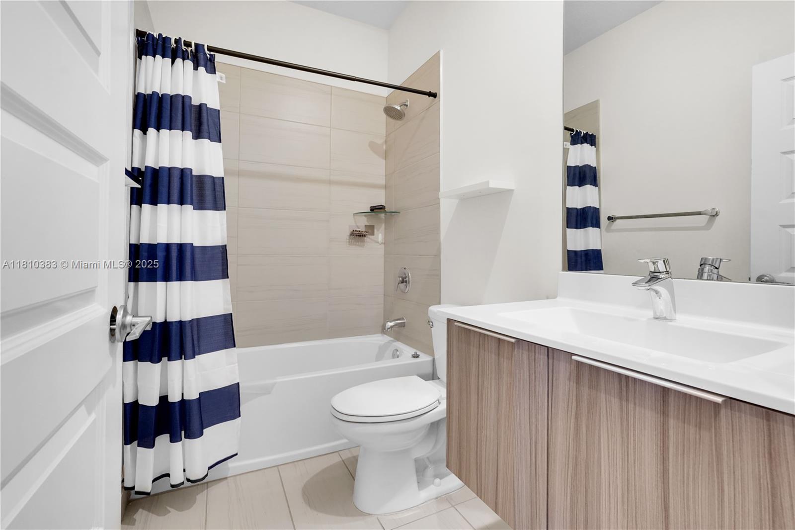 GRAND BAY SOUTH TOWNHOMES - Residential Lease