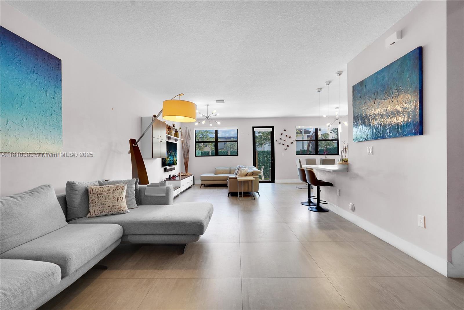 GRAND BAY SOUTH TOWNHOMES - Residential Lease