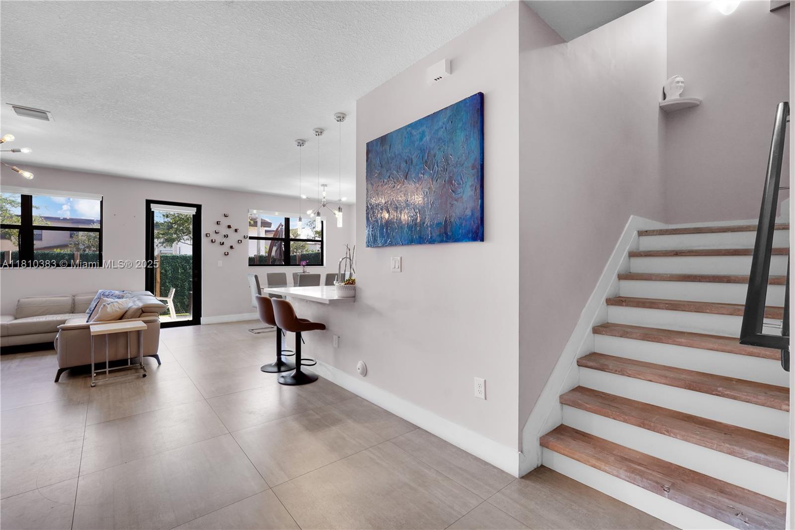 GRAND BAY SOUTH TOWNHOMES - Residential Lease