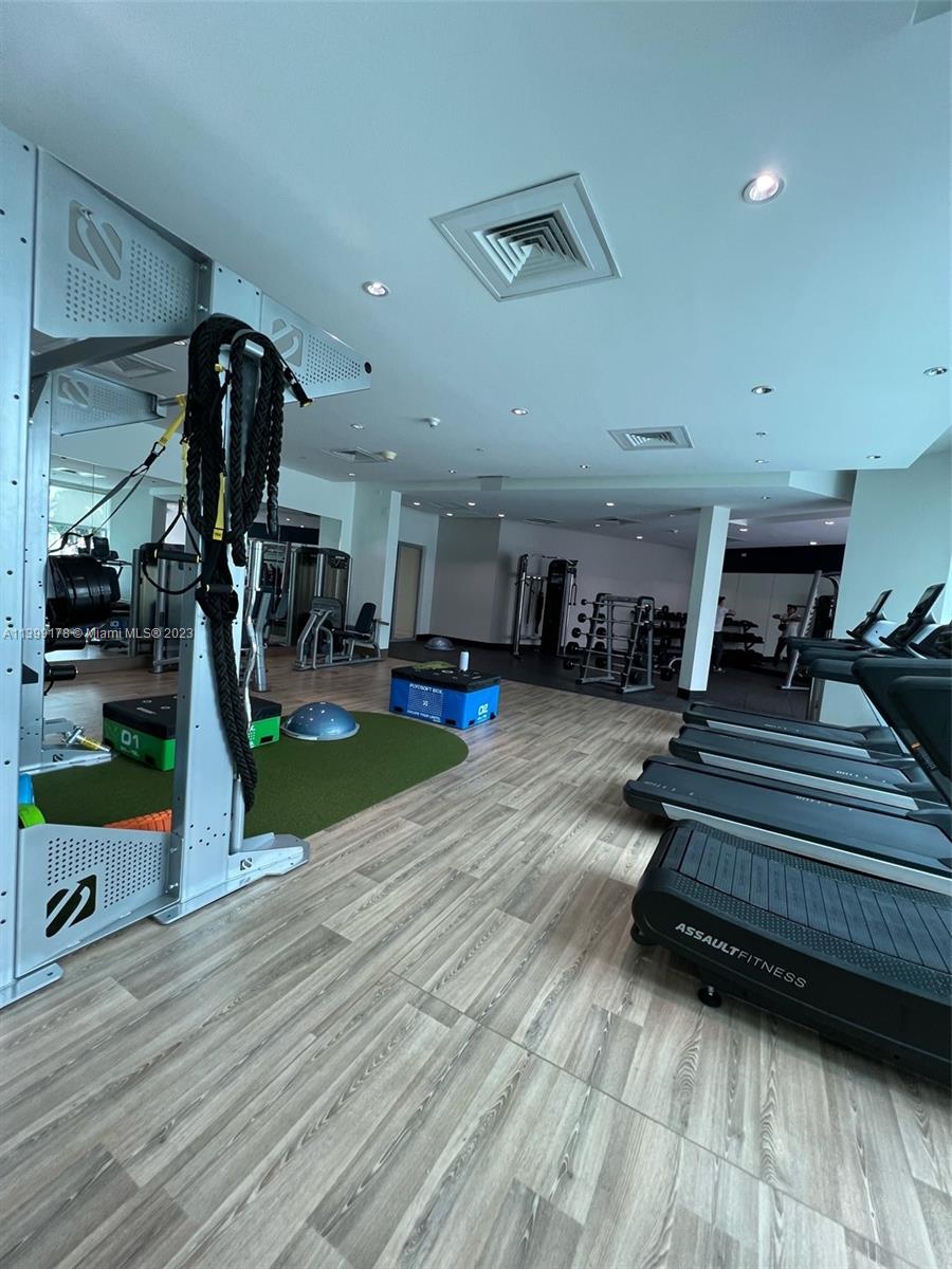 FOUR MIDTOWN MIAMI CONDO - Residential Lease