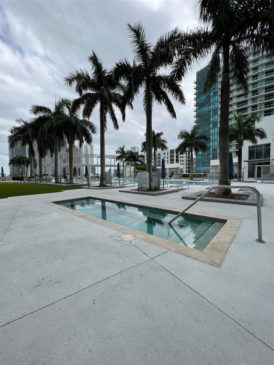 FOUR MIDTOWN MIAMI CONDO - Residential Lease