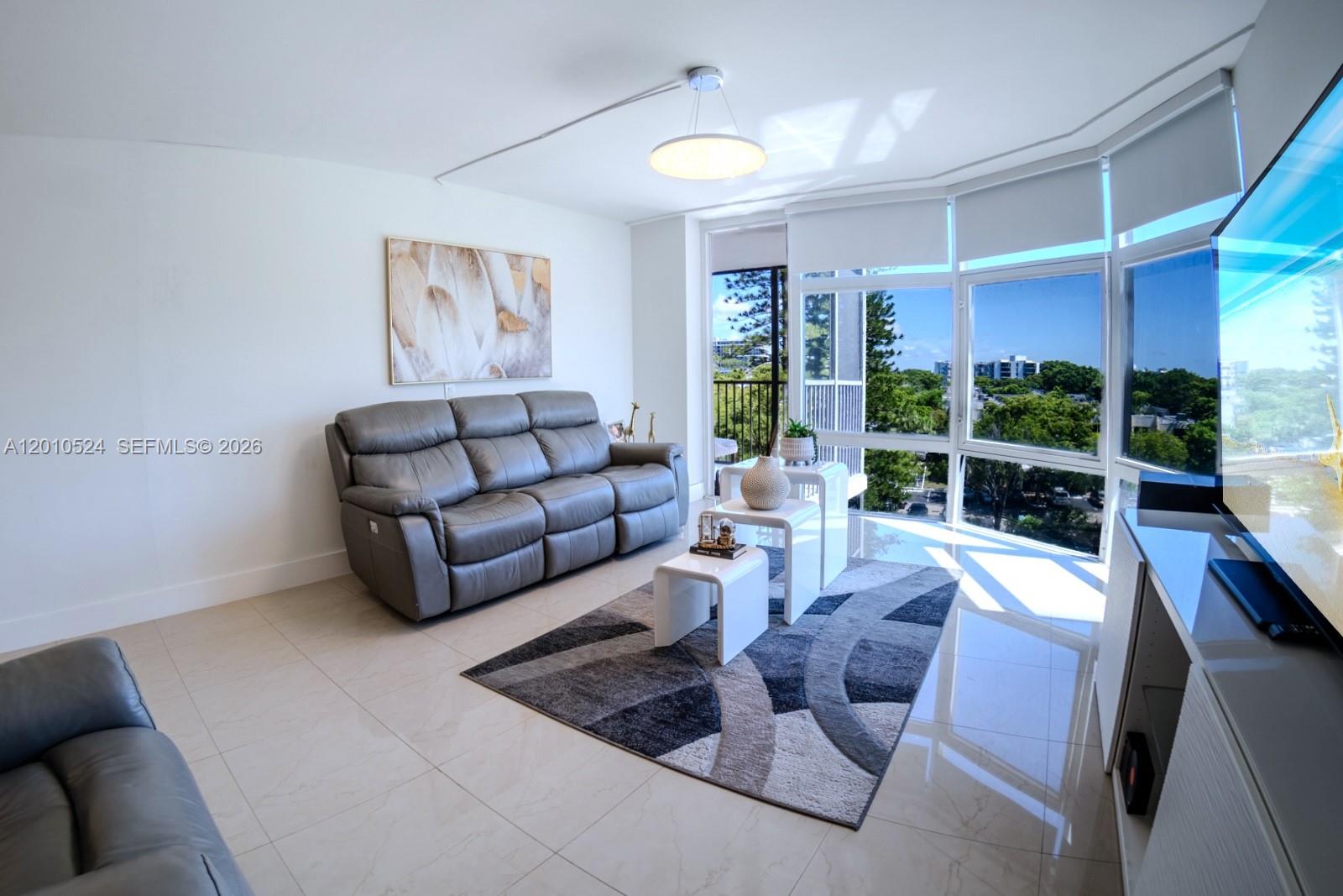 BONAVIDA CONDO - Residential