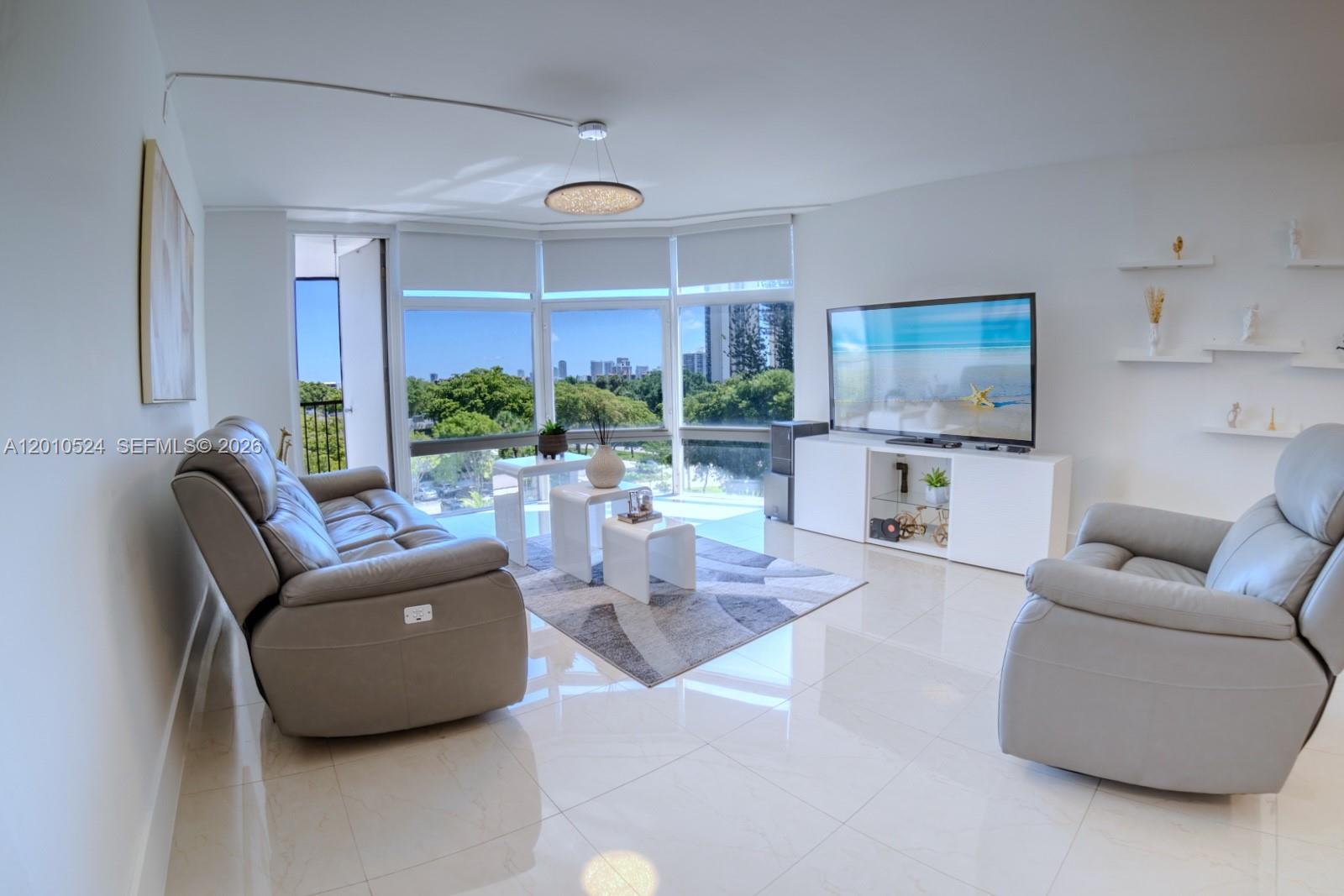 BONAVIDA CONDO - Residential