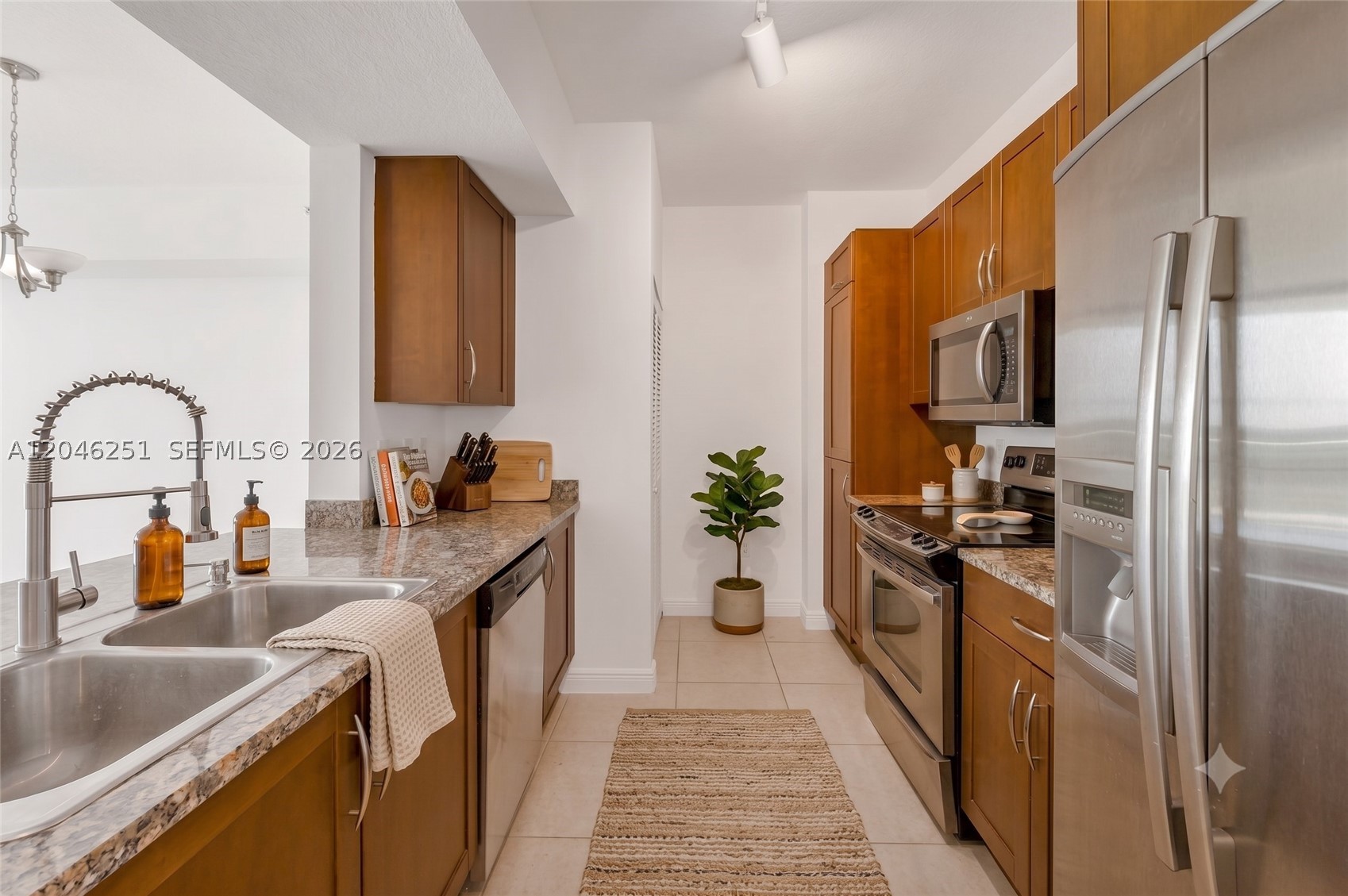 CASA COSTA CONDO - Residential
