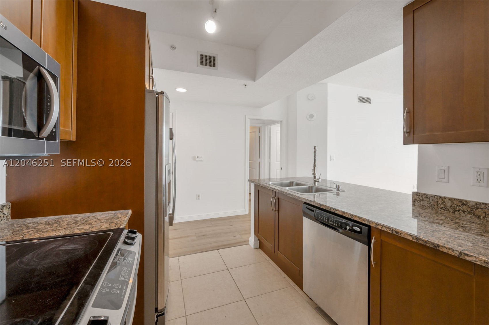 CASA COSTA CONDO - Residential