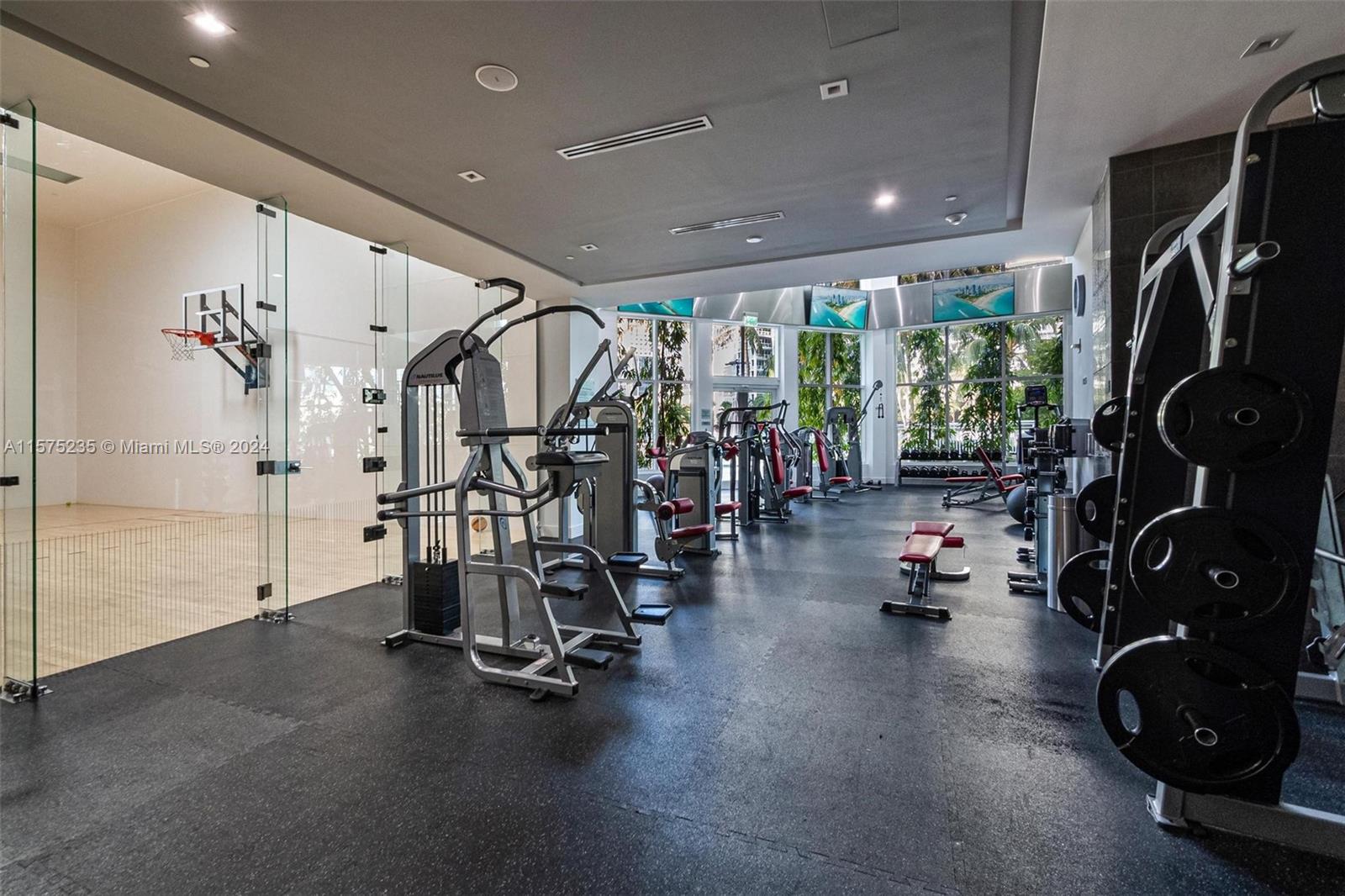 CARBONELL CONDO - Residential